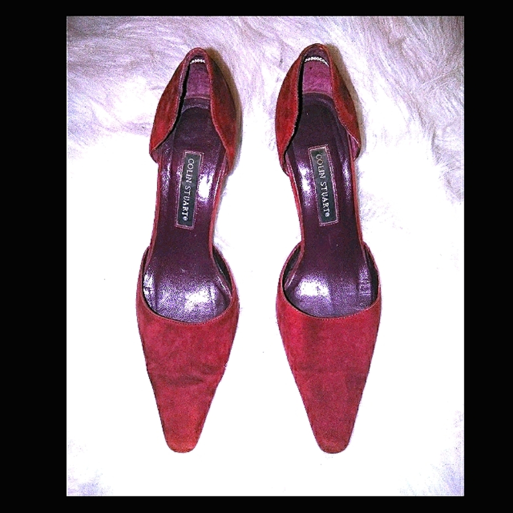 Suede pointy heels